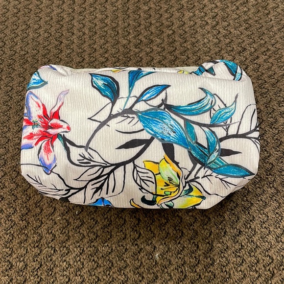 Rectangular Cosmetic - Picture 1 of 4